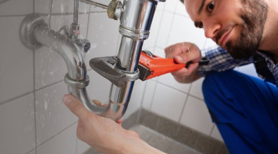 Expert burst pipe repair services in Oakville, WA